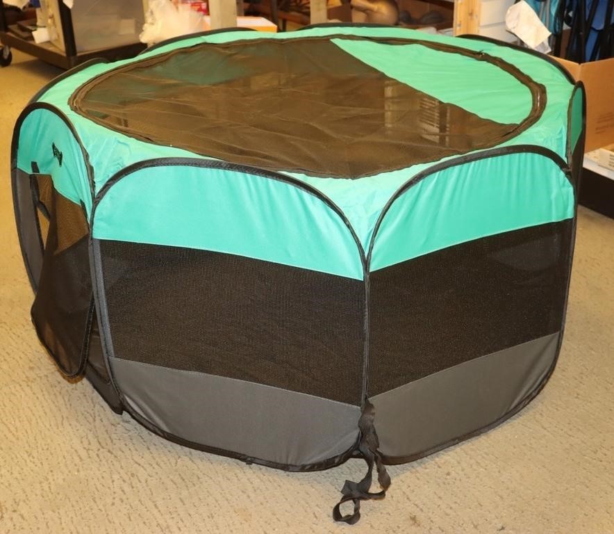 Portable Dog Kennel w/ Case: