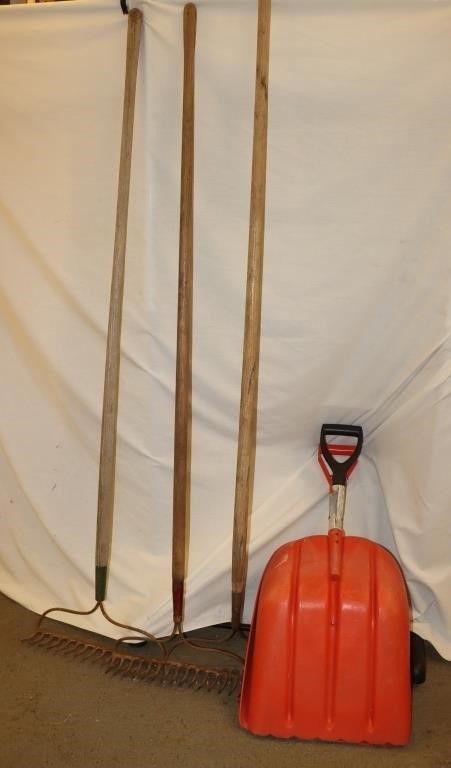 3 Garden Rakes & Leaf Scoop Shovel