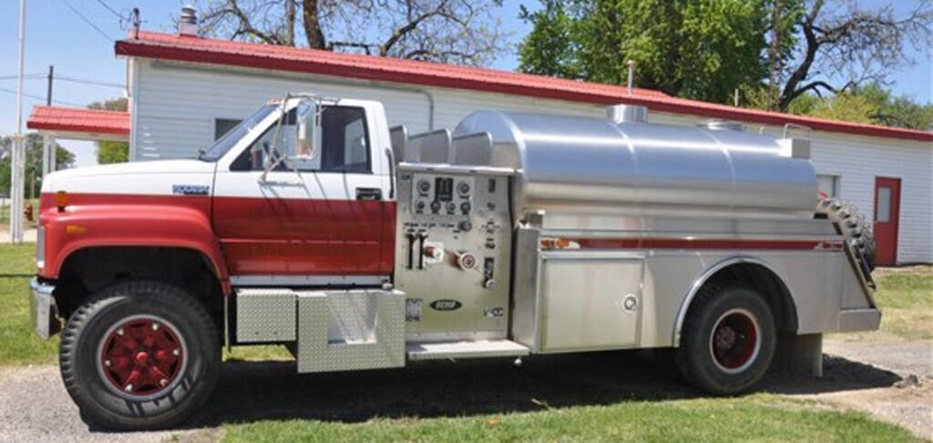 1991 GMC "Kodiak" tanker truck