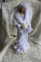 WHITE CHRISTMAS ANGEL ON WOOD STAND