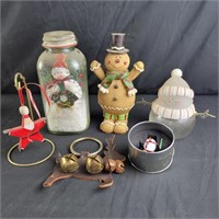 Group of Christmas Decor, Ball Jar with Zinc L