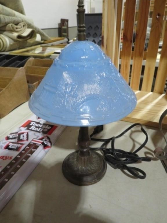 GLASS SHADE BUDOIR LAMP