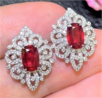 2.35ct Pigeon Blood Red Ruby 18Kt Gold Earrings