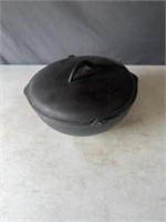 Cast iron Dutch oven