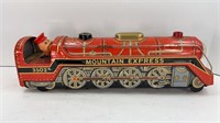 MODERN TOYS TIN BATTERY OPERATED TRAIN