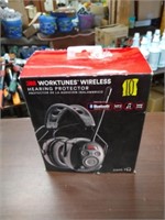 3M WorkTunes Wireless Hearing Protection
