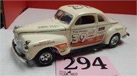 1941 PLYMOUTH #39 CAR 1/18 SCALE