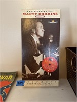 Marty Robbins the Essential Country Classics