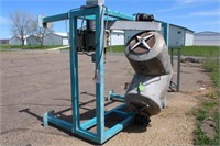 *MENOMONIE* ROTATING MIXER ON STAND 62"x84"x94"