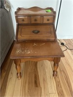 1 Door 1 Drawer End Table - with Damage