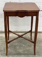 (AU) Wooden End Table 

Dimensions: 27" Tall By