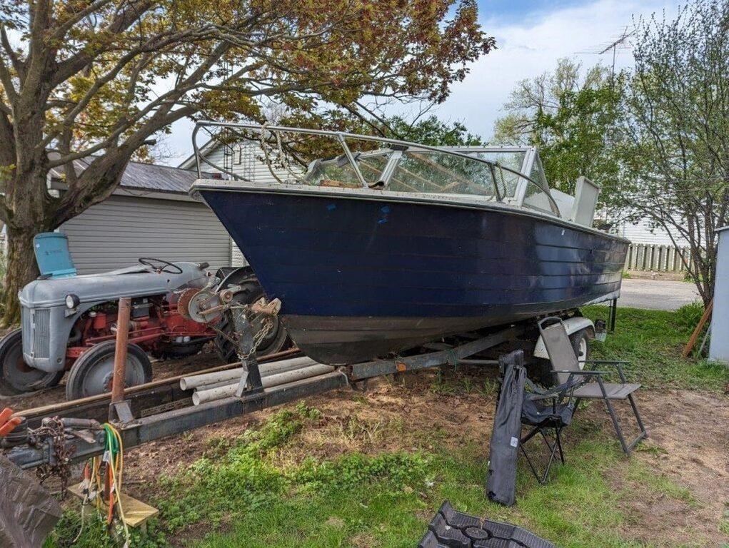 20 ft Penn Yan Runabout Boat and Trailer package