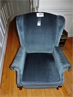 Franklin Corp. Reclining Wingback Chair