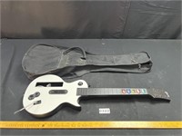 Wii Guitar Hero w/ Carry Case