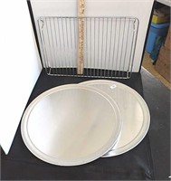 Pizza Pans & Cooling Rack