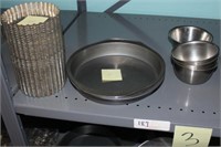 Shelf lot: 3 pie pans; 4 small bowls