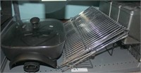 Shelf lot: GE electric fry pan
