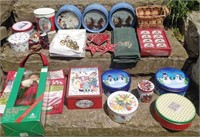 Lg Lot Of Christmas Themed Items - Towels