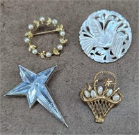 4pc Pearl & Mother of Pearl + Brooch Collection
