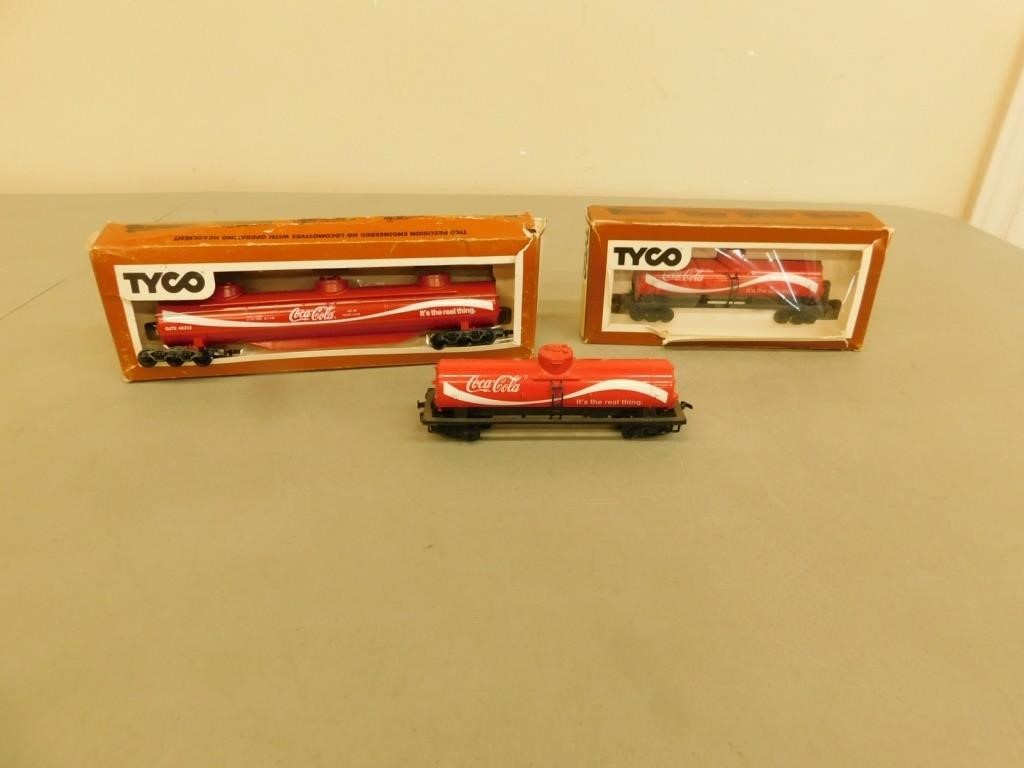 3 Tyco HO Scale Coca Cola train Cars