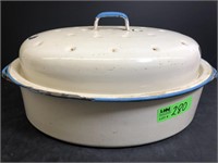 Enamelware Roaster with blue trim (size is15"w)