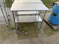 4x2' Stainless Table on Wheels