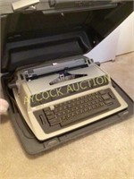 Royal Typewriter w/ case