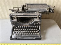 Underwood typewriter, dirty