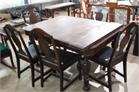 ANTIQUE QUEEN ANN STYLE DINING TABLE