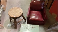 Vintage lot of a wooden stool 10” D x 12” H,