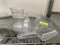 LOT OF INGREDIENT SCOOPS & MEASURE PITCHER