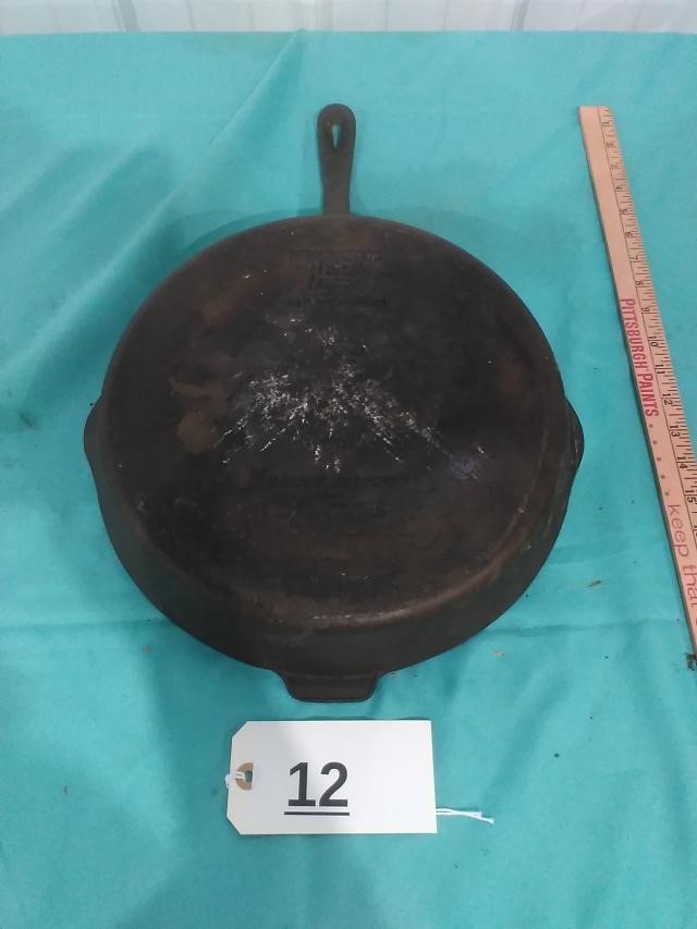 Wagner 1891 Cast Iron Skillet 13-5/8 Inches