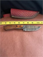 Damascus Steel 8" knife with leather case