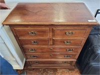CARRIAGE TRADE CHEST OF DRAWERS