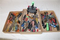 Lots of Miscellaneous Screwdrivers