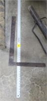 LARGE SQUARE AND MEASURING STICK