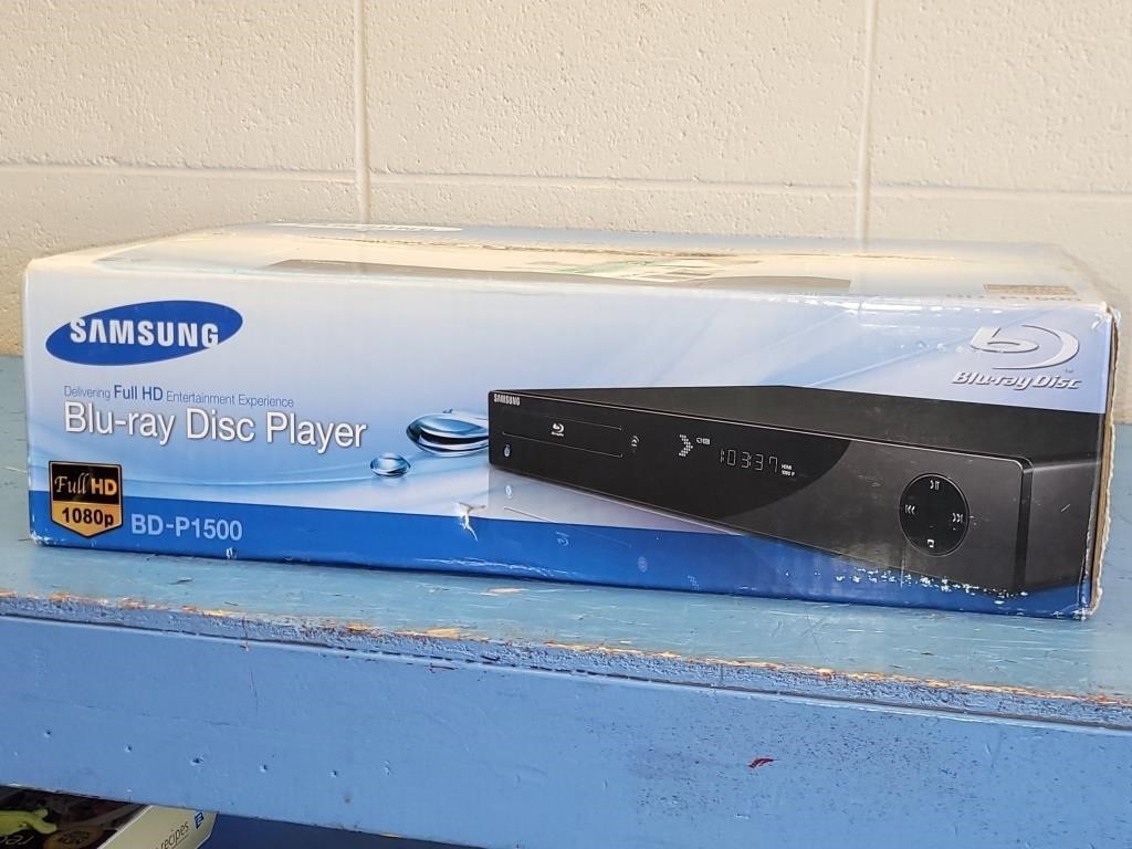 NEW SAMSUNG BLU-RAY HIGH DEFINITION DISC PLAYER