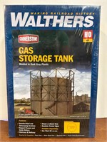 New Walthers gas storage tank HO train model kit