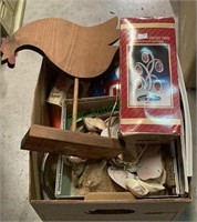 Box, contains small funny figurines,