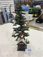 Small 16" Tree w/ S'Mores Ornaments