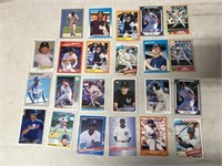 23 yankee baseball collectors cards