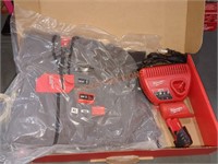 Milwaukee M12 Heated Hoodie kit, (XL) in gray