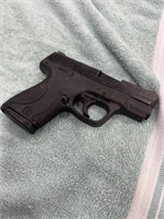 Smith and Wesson M&p 9 mm shield