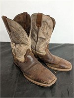 ARIAT BOOTS SIZE 14