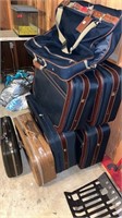 COLLECTION OF LUGGAGE