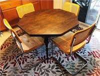 810 - OLD SCHOOL TABLE W/ 4 CHAIRS