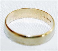 10K Gold Men's Wedding Ring