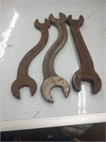 3 vintage wrenches