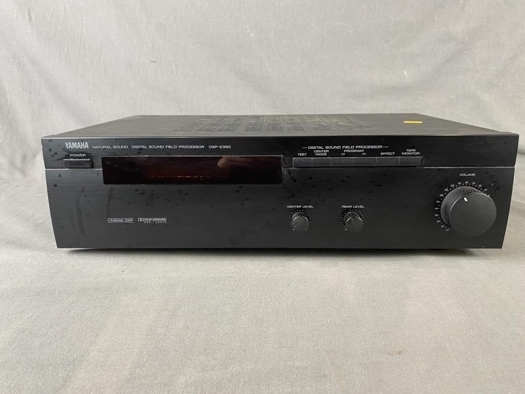 Yamaha DSP-E390 Digital Sound Field Processor