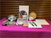 Corning Ware, Large Stainless Mixing Bowls, Knives